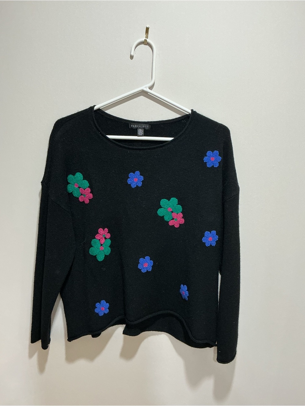 Women’s parkhurst black sweather size large
